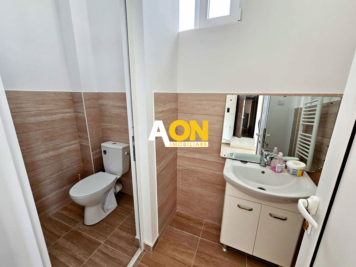 Spatiu nou de birouri, 80,5 mp + boxa de 12 mp, zona Centru - Poză 3