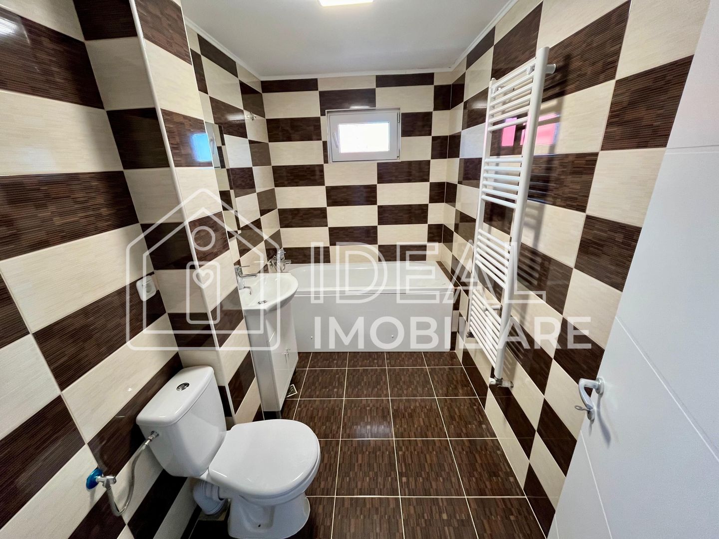 Mansardă cu 3 camere, 2 băi, 71 mp– zona Rahovei – Mihai Viteazu - Poză 7