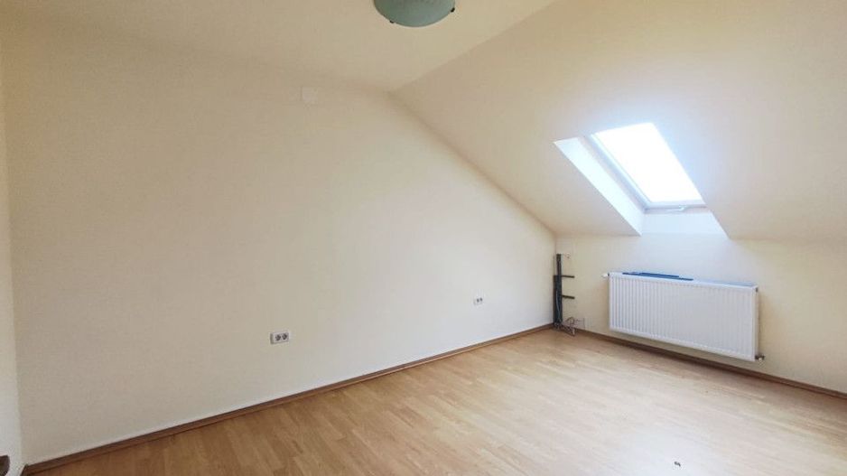 Casa nemobilata, potrivita pentru birouri sau locuit, Subcetate - Poză 4