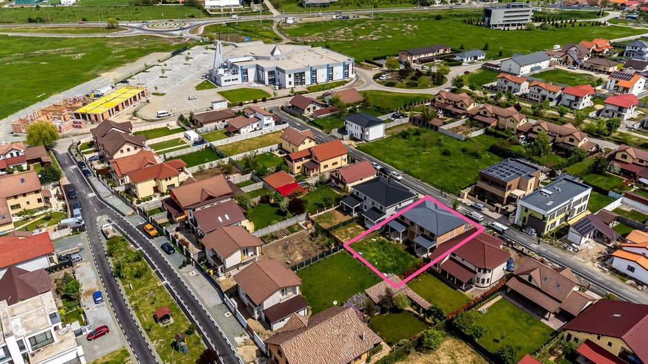 Duplex în stil mediteranean în Via Carmina - Vladimirescu - Poză 3