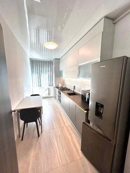 🚇 Închiriez Apartament cu 2 camere, la 50 m de metrou Mihai Bravu - Poză 5