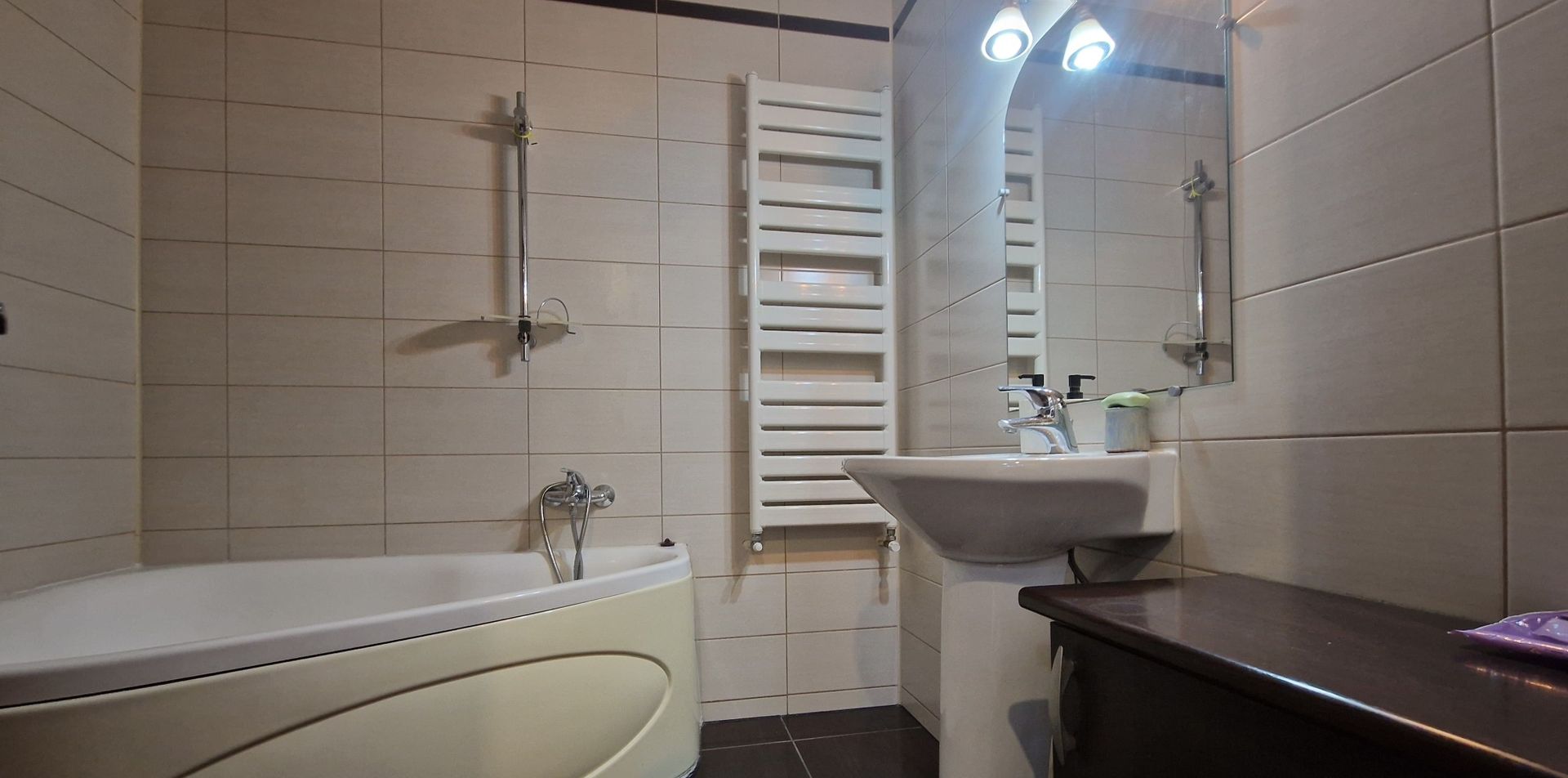 Apartament 2 Camere Decomandat | 83 mp | Vilă | 10 Min. Metrou Ștefan cel Mare - Poză 3