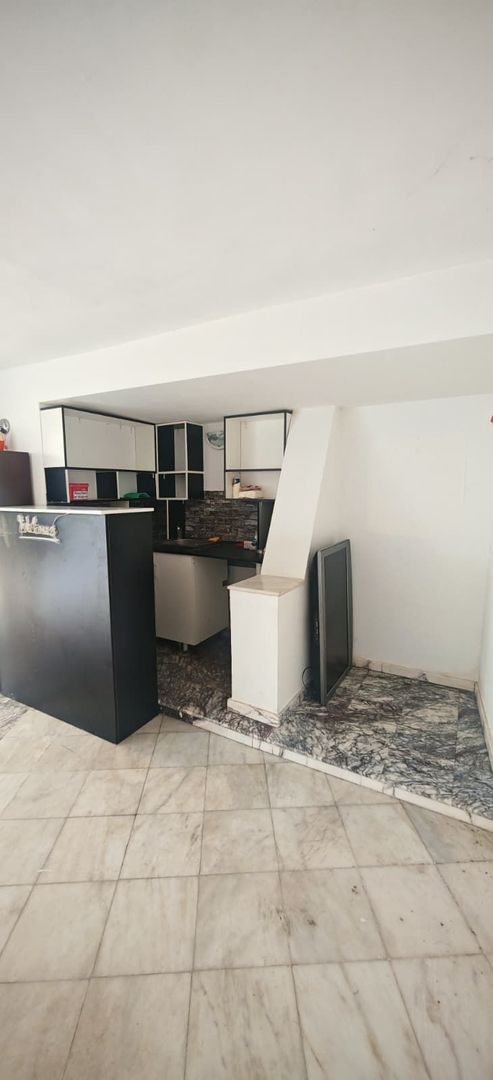 Spatiu activitate mica, birou, depozitare, manichiura, psiholog - Poză 2