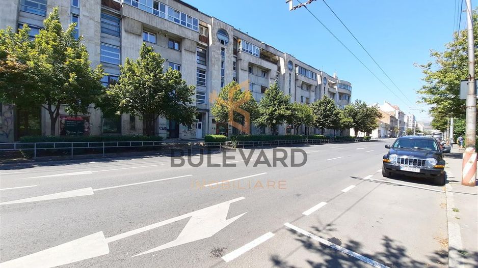 Spatiu birou in zona Teatrului national / Tribunal! - Poză 12