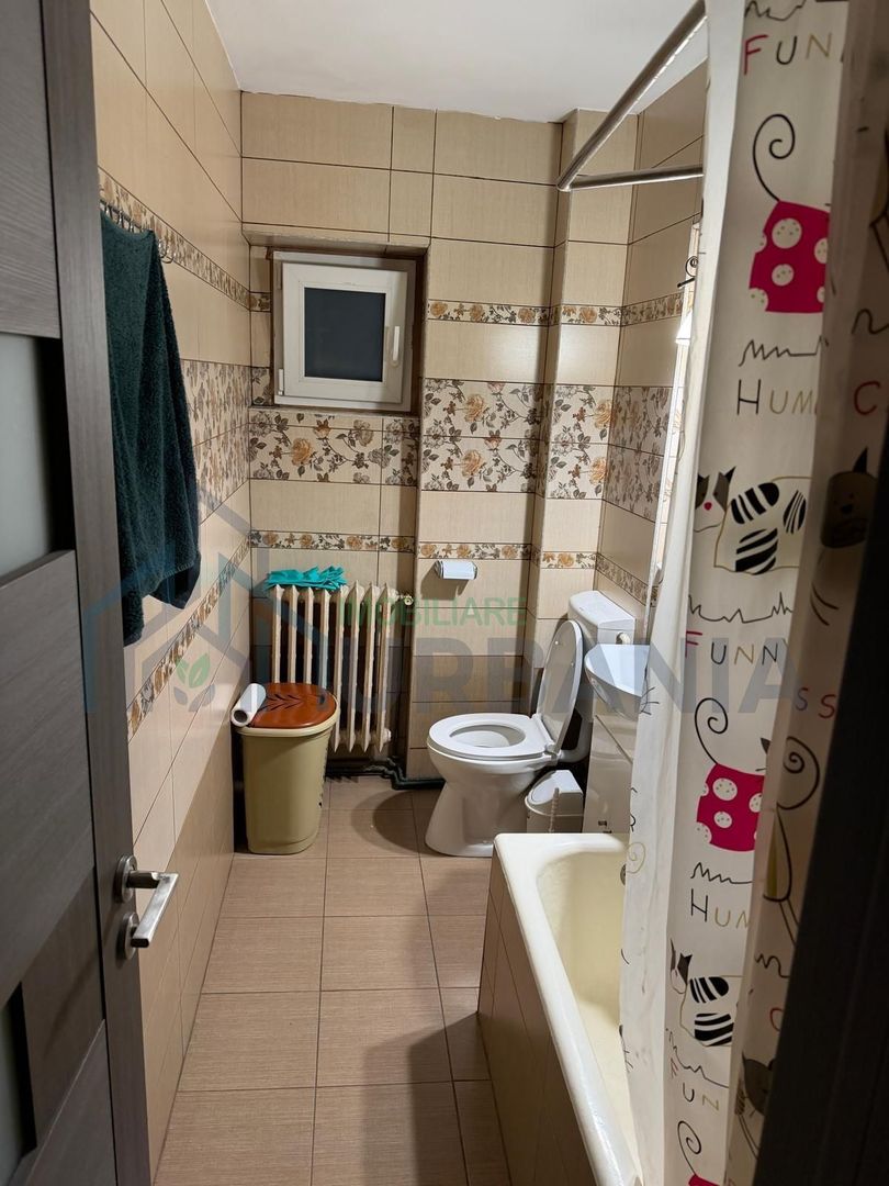 Camera da inchiriat! - Poză 8