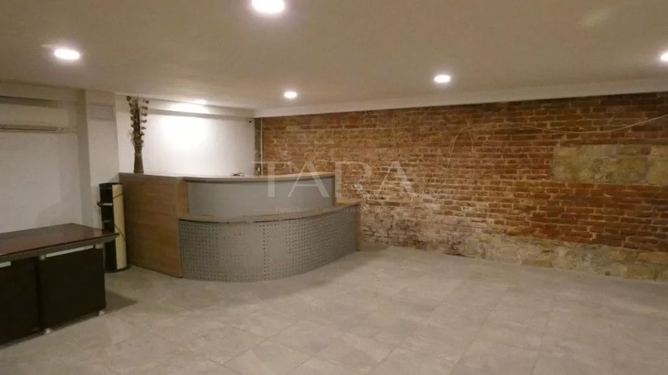 Spațiu Comercial- Zona Centrala - Poză 2