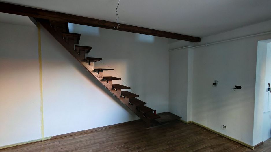 Corp de casa P+M 4 camere , ASTRA - Carpatilor -LIDL- ,curte comuna. - Poză 26