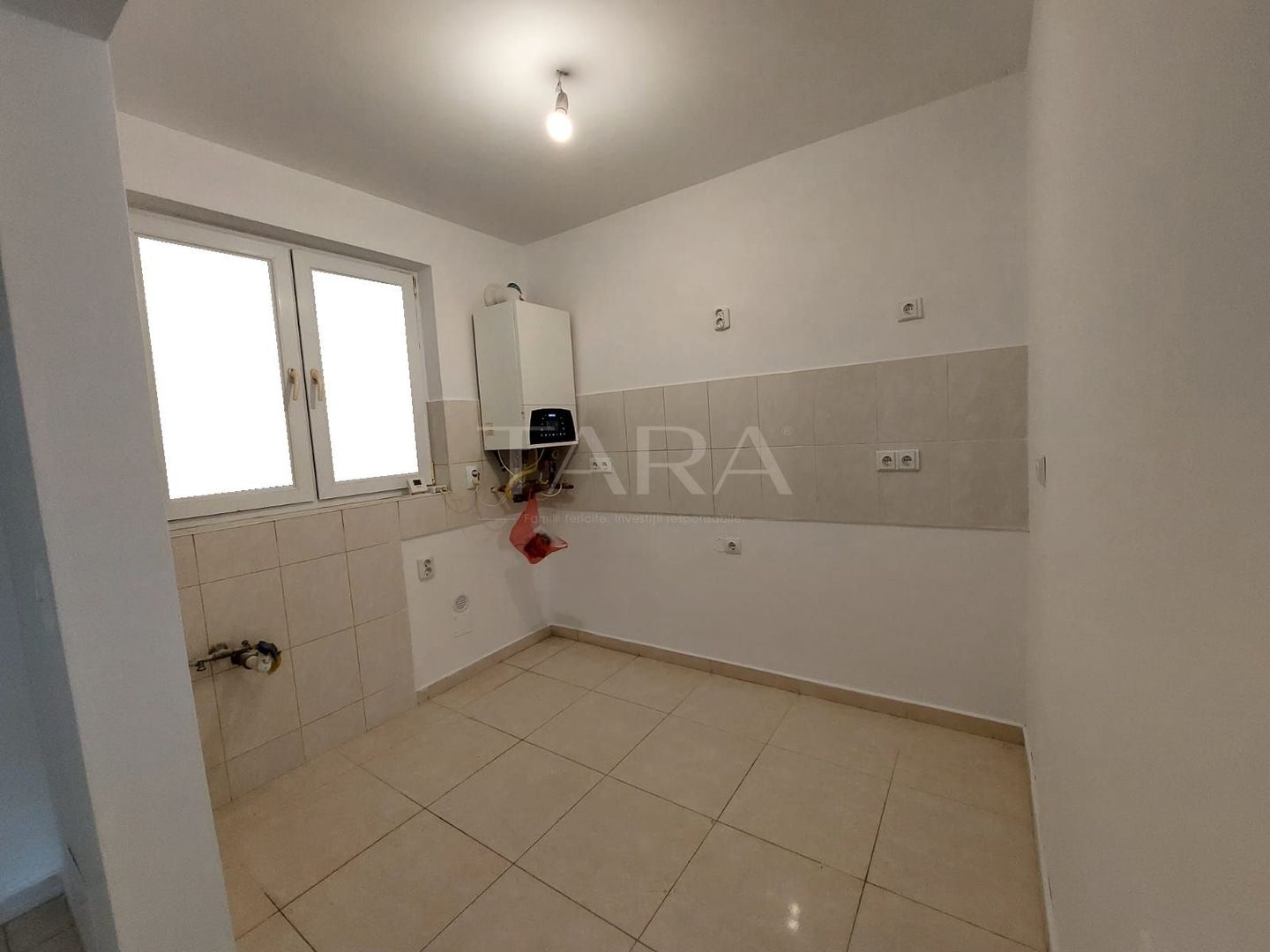 Casa duplex de vis în Florești – spațiu, lumină și grădină proprie. - Poză 3