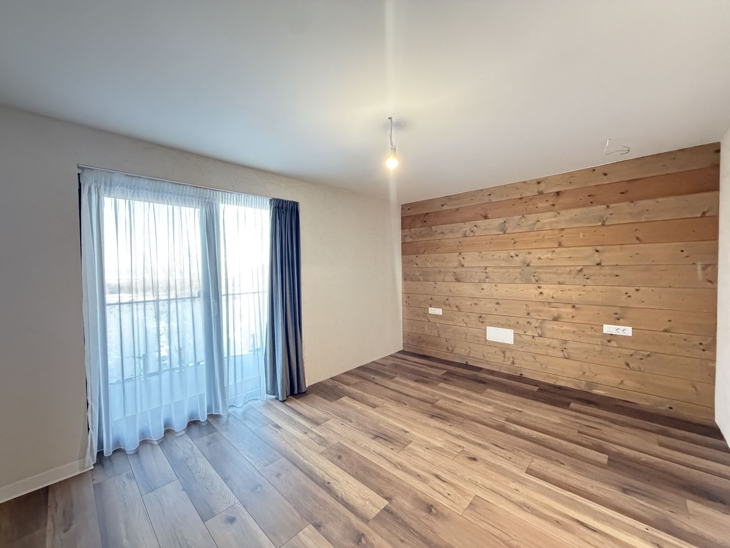 Casă de vacanță modernă într-un cadru natural deosebit – Râșnov - Poză 6