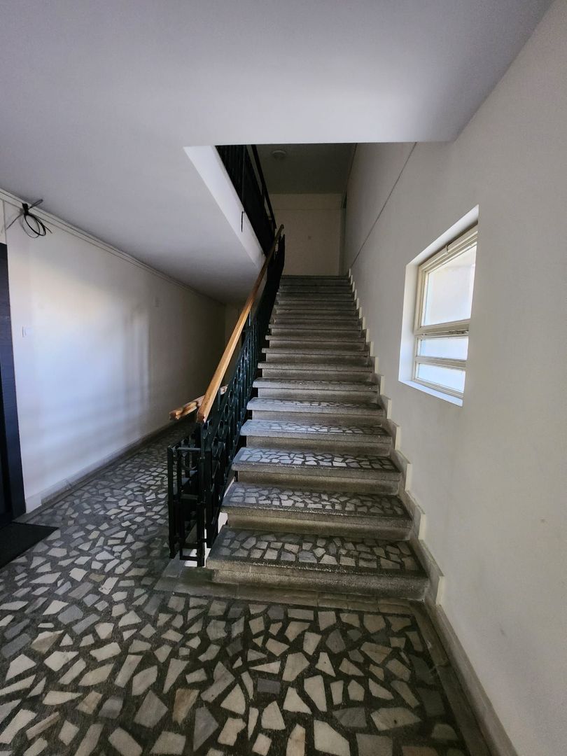 De Inchiriat Garsoniera Bd. Decebal LUX cu TERASA langa Rond Alba Iulia - Poză 31