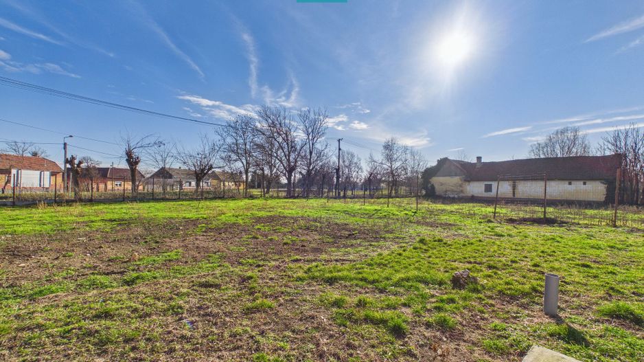 Casă cu 2 camere renovată în Battonya - Poză 9