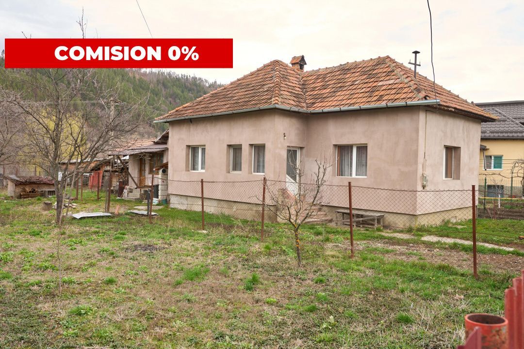 Casa individuala  Leresti la strada principala+ teren 831 mp, utilitati complete - Poză 16