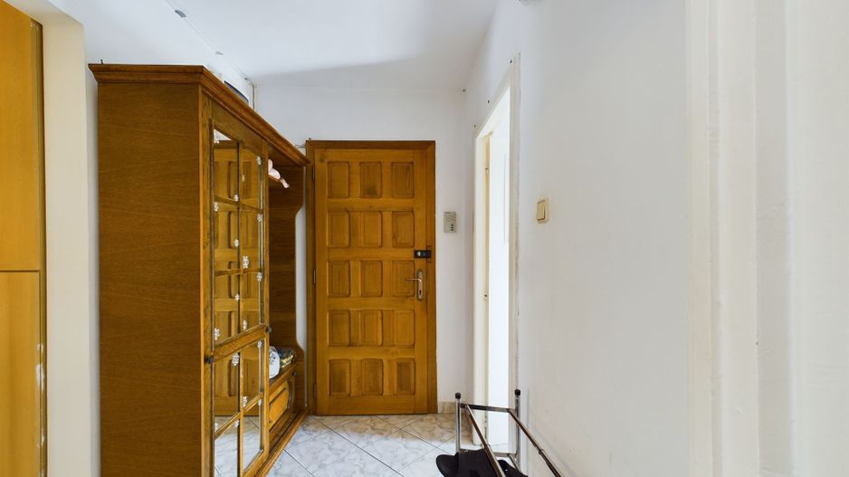 Apartament 4 Camere Lipovei -I.I. de la Brad - Poză 10