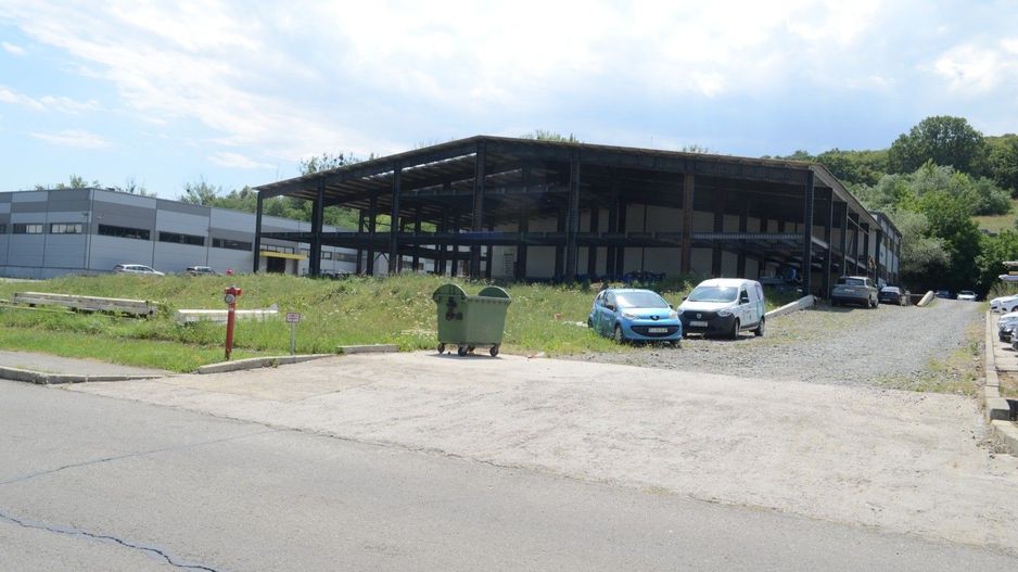 Hala in constructive de vanzare - Poză 2