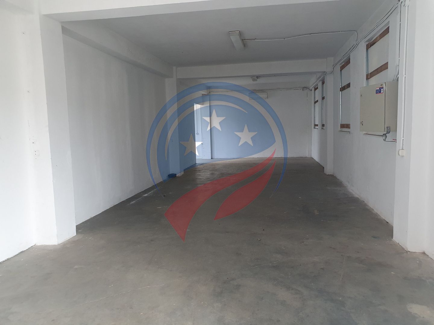2 HALE de 357 mp si 474 mp  si teren intravilan de 5423 mp  Isalnita - Poză 10
