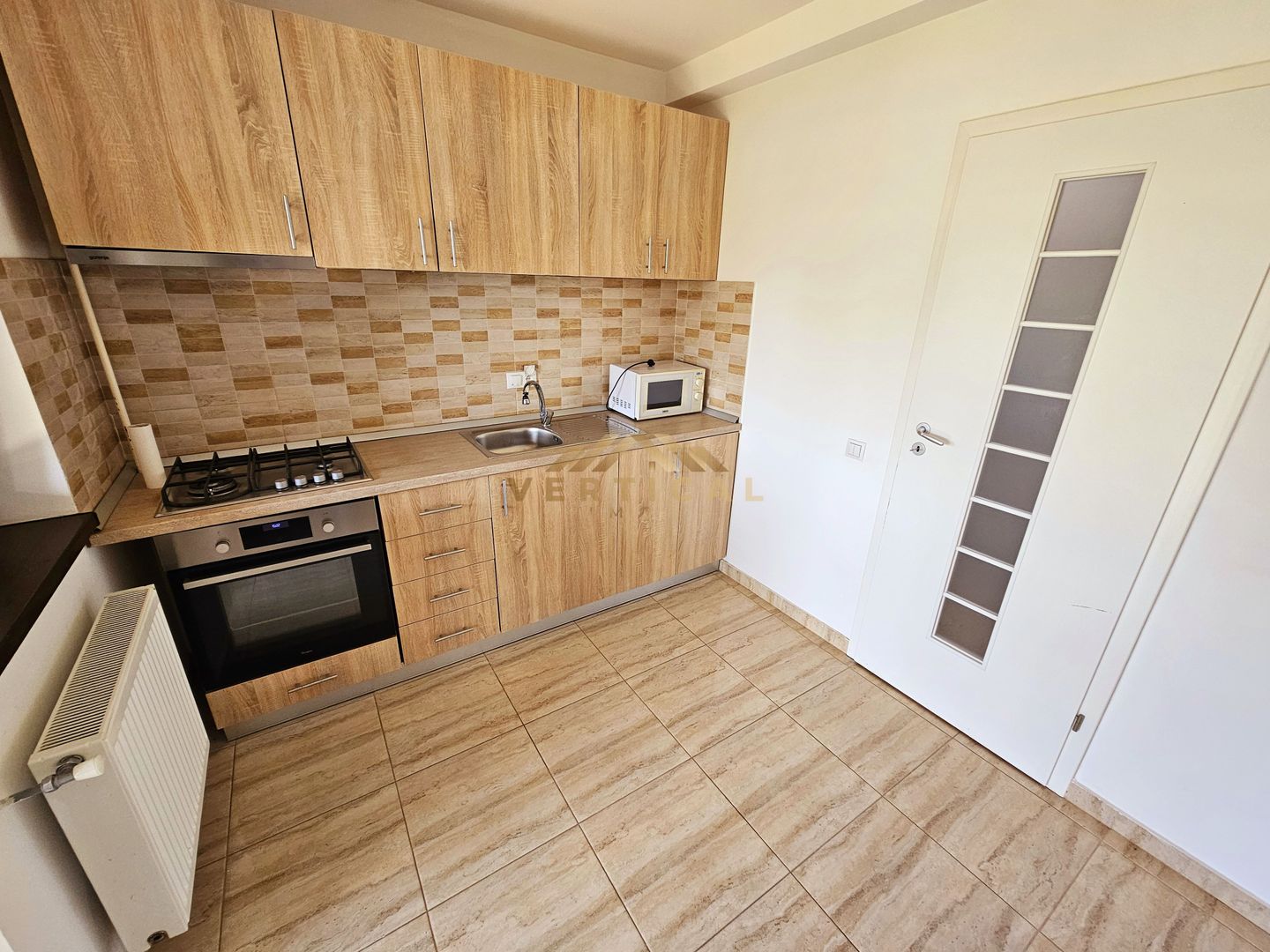 Vila de inchiriat cu 4 camere - comuna Berceni - Poză 9