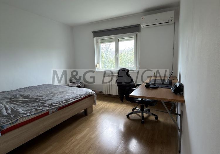 Apartament 3 camere Lipovei - Poză 2