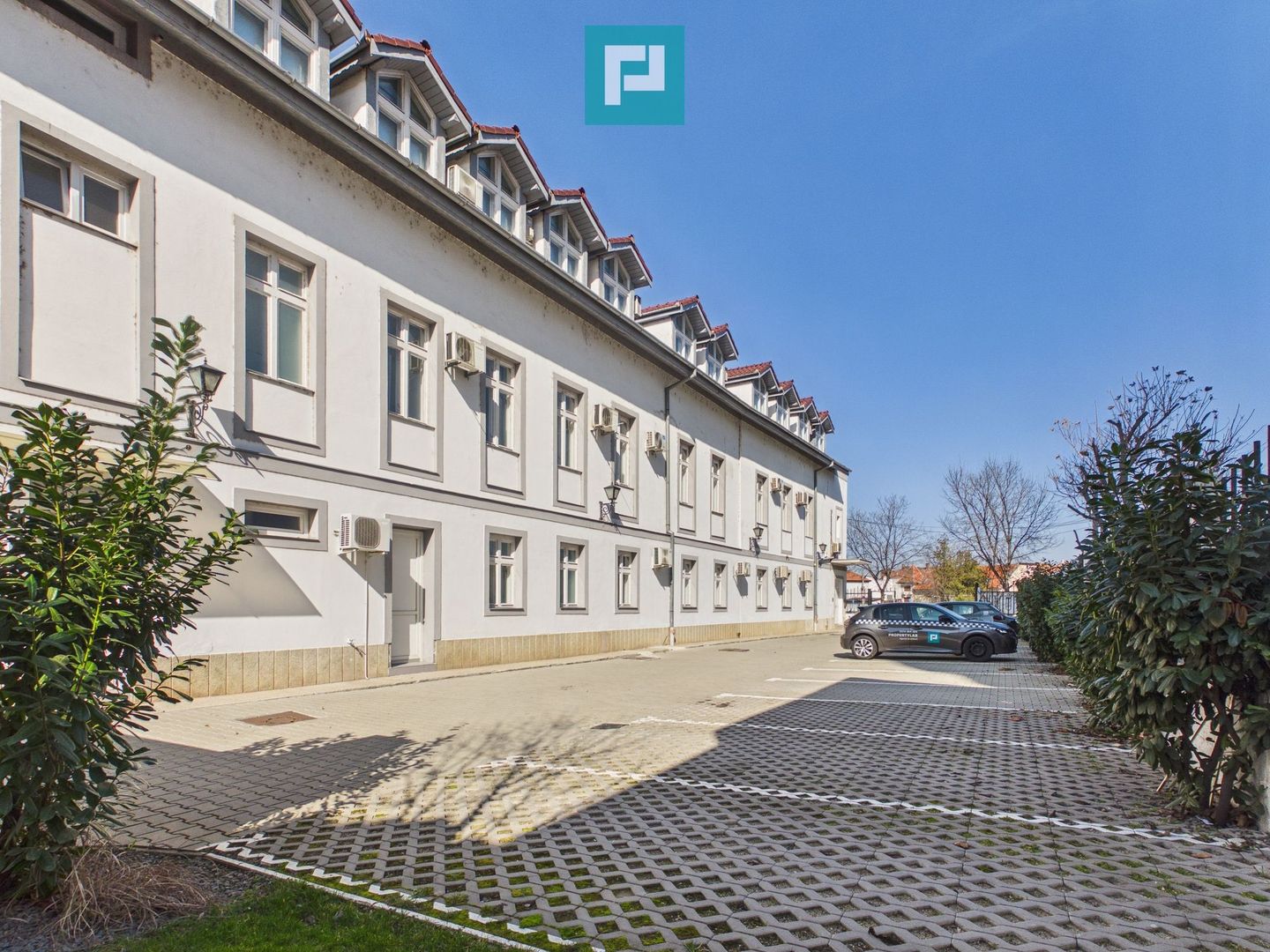 Birouri Ultracentrale, 154 mp, Parcare cu bariera - Poză 1