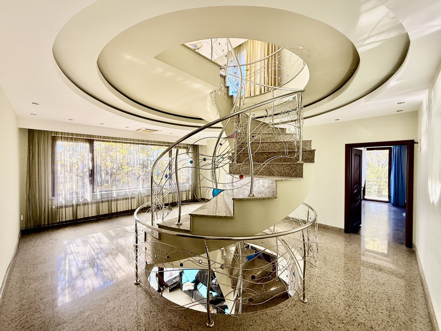 Duplex 14 camere Pantelimon Cernica 864 mp desfasurati - Poză 23