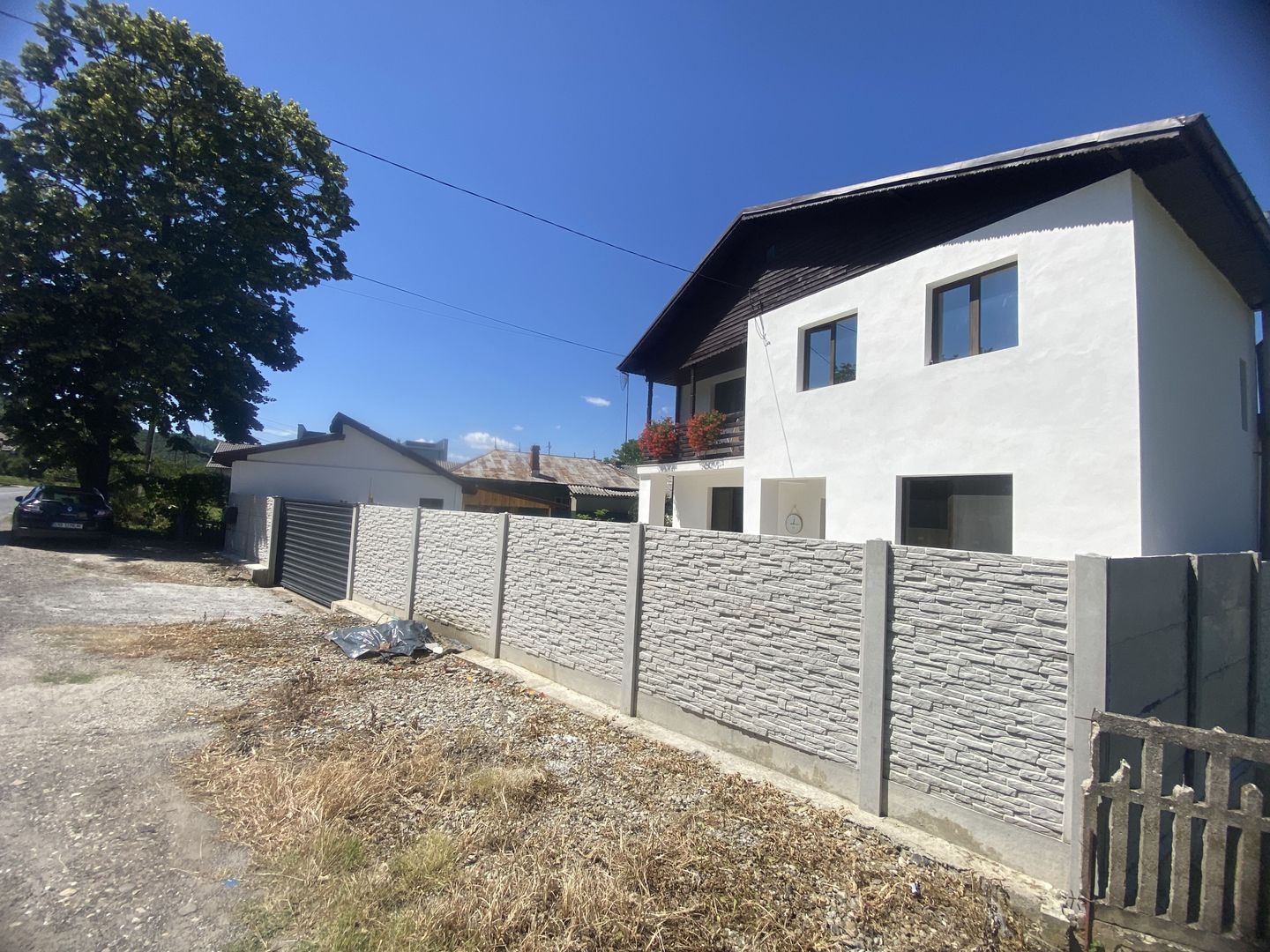 Gata de locuit! Vanzare casa cu 5 camere in Priboiu, com.Branesti - Poză 11