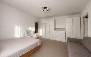 Apartament cu 2 camere de vanzare zona Rogerius, Oradea - Poză 2