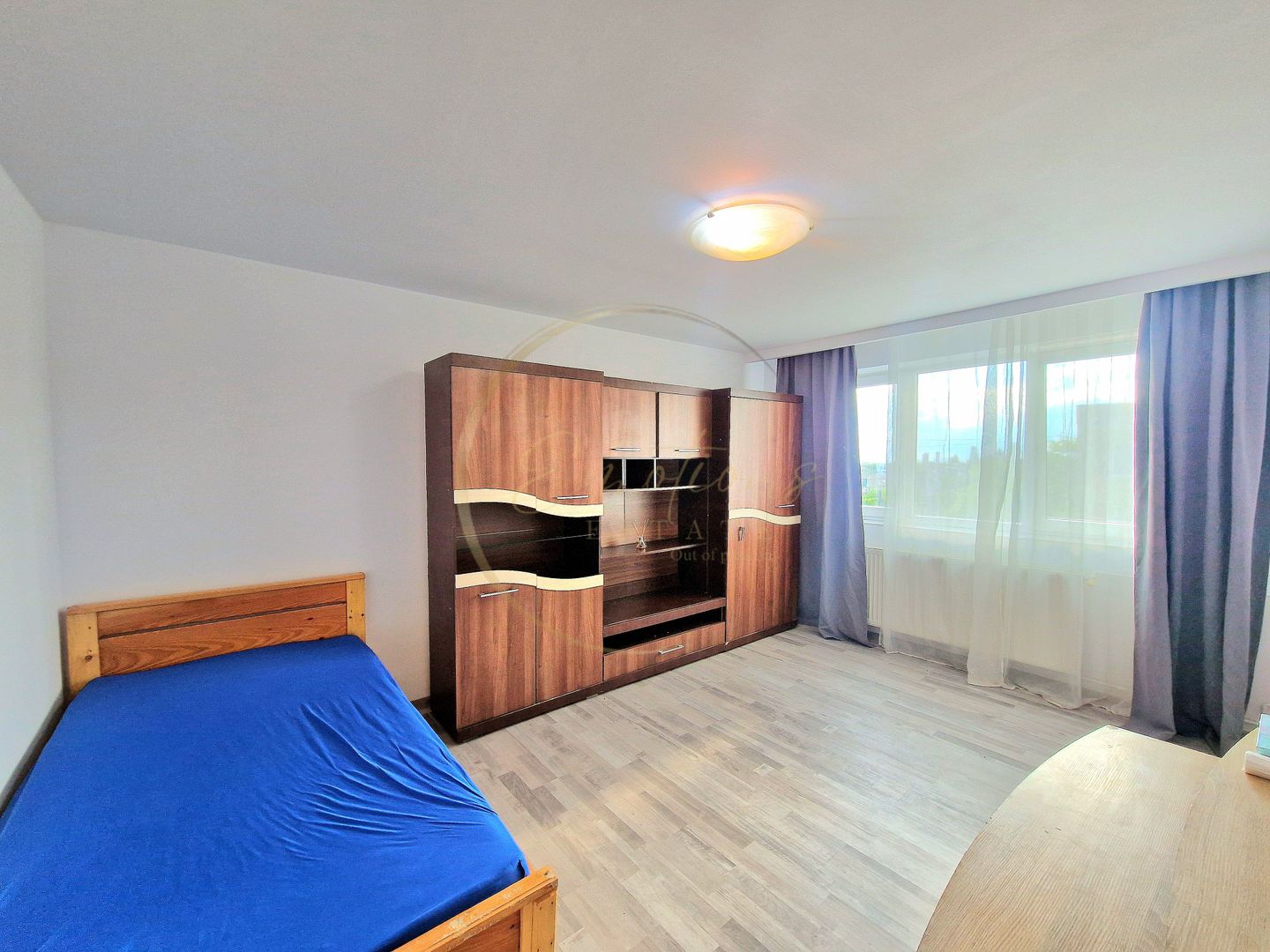 OFERTĂ LIMITATĂ | Garsonieră spațioasă cu balcon și acoperiș | INVESTIȚIE SIGURĂ - Poză 1