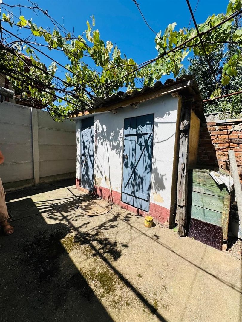 Casa singur in curte Iosia - Poză 7