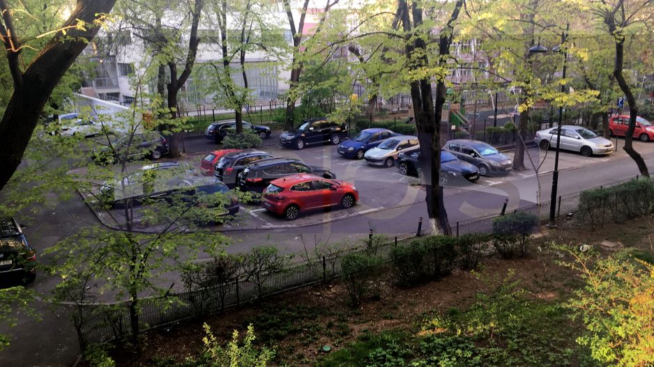 VANZARE APARTAMENT 2 CAMERE DECOMANDAT | ZONA VICTORIEI - Poză 10