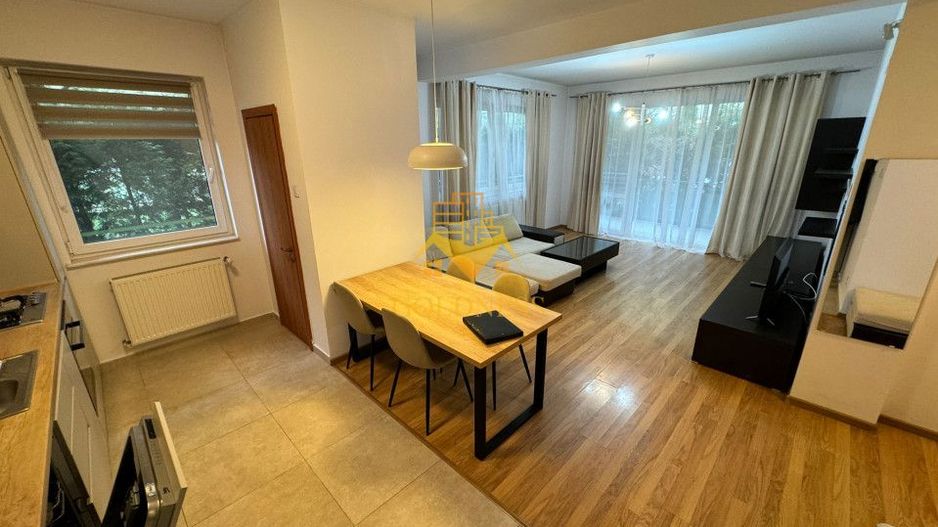 2 camere, Andrei Muresanu, Pet Friendly,Grand Hotel Italia, Trifoiului - Poză 5