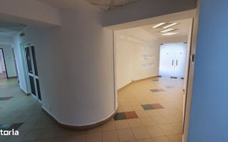 Spatiu birouri de vanzare in Piata Unirii, blocul Sitraco, 1100 mp - Poză 5