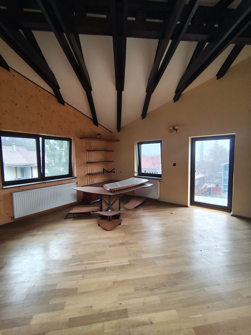 Proprietate amplă cu două case și teren generos, Brașov – str. Cariere - Poză 13