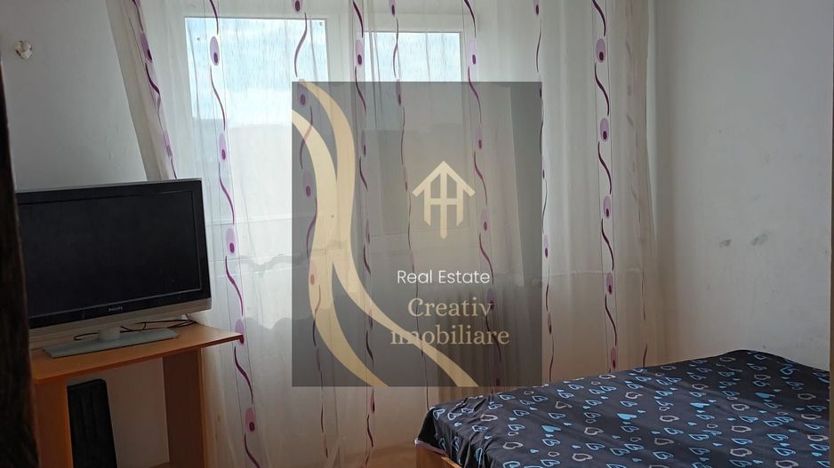 Apartament 2 camere , decomandat în Titan, sec.3 - Poză 1