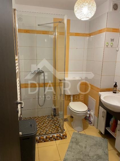 Apartament 3 camere de vânzare - Poză 4