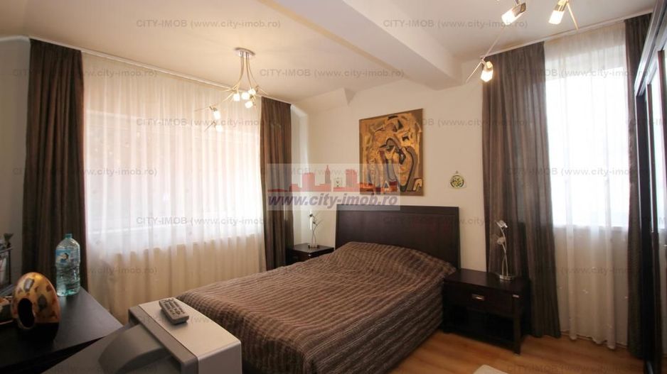 Vanzare Vila SINAIA - Poză 12