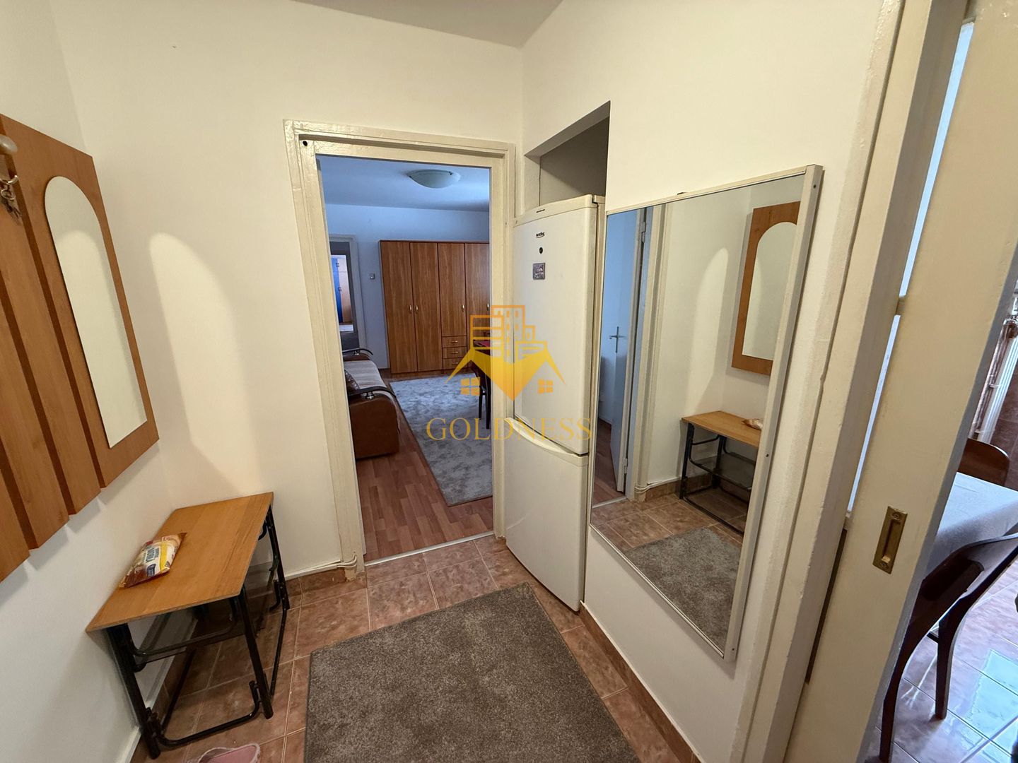 3 camere semidecomandate, balcon, Gheorgheni, Hotel Royal, P-ta Hermes - Poză 17