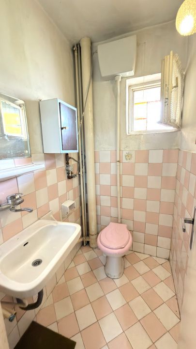 Apartament 3 camere MV1 Str. Gladiolei 6 Etaj III - Carei - - Poză 9