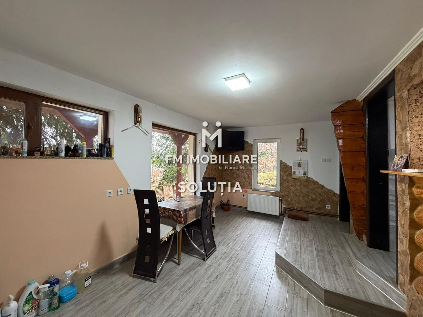 Casă de  vânzare cu vedere panoramică - Poză 6