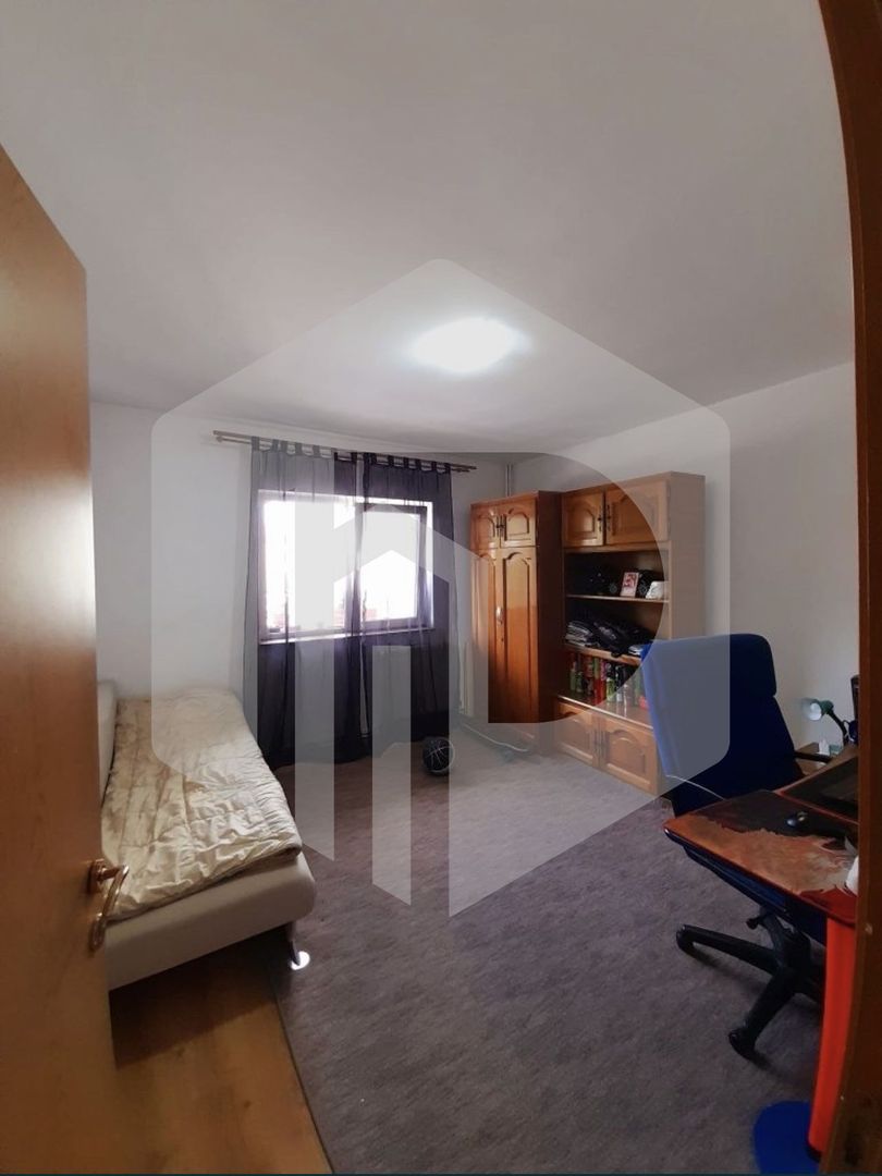 Apartament 3 camere Strand- Etaj 1/Decomandat+balcon+pivnita - Poză 5