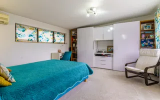 Vilă modernă, cu grădină superbă – ideală pentru o familie! - Poză 22