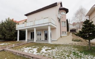 Chirie, casă, 3 camere, strada Plaiului, Botanica - Poză 2