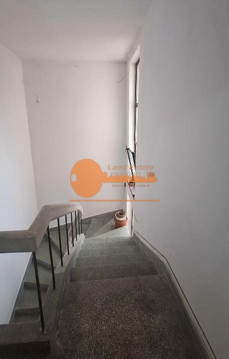 4 camere Aviatorilor-Primaverii ( garaj-boxa-Gradina ) - Poză 3