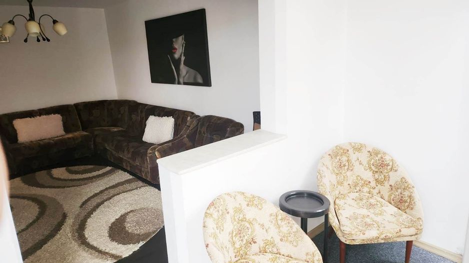 Apartament mobilat3 camere-Tractoru - Poză 13