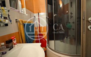 Apartament cu 3 camere de vanzare in zona Rogerius Oradea - Poză 9