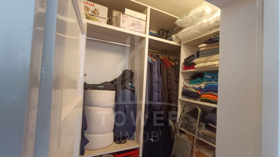 Casă de vânzare în satul Roșia cu vedere panoramică spre Munții Făgăras - Poză 19