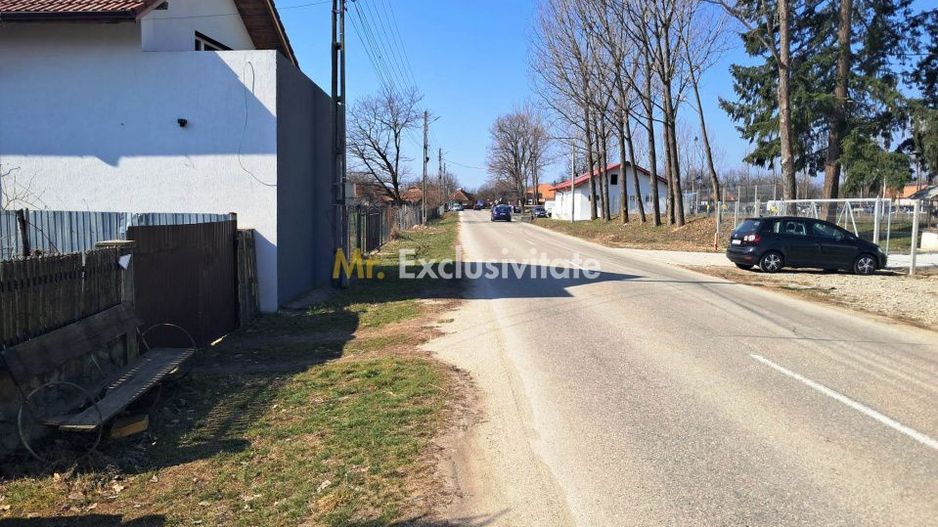 Casă și teren Polovragi - Poză 2