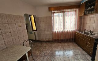 Apartament 3 camere, la casa, cu curte interioara, zona Tolstoi - Poză 8
