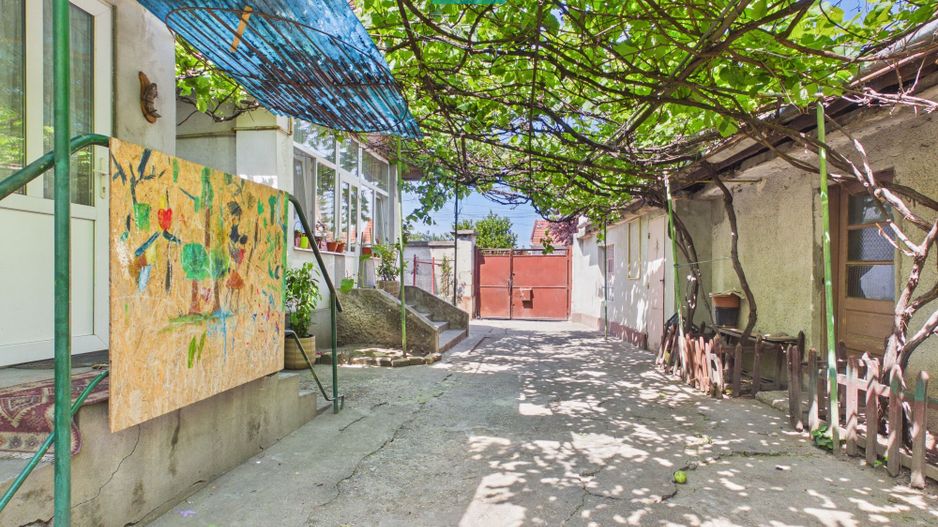 Casă individuală zonă centrală - teren 940 mp - Poză 16