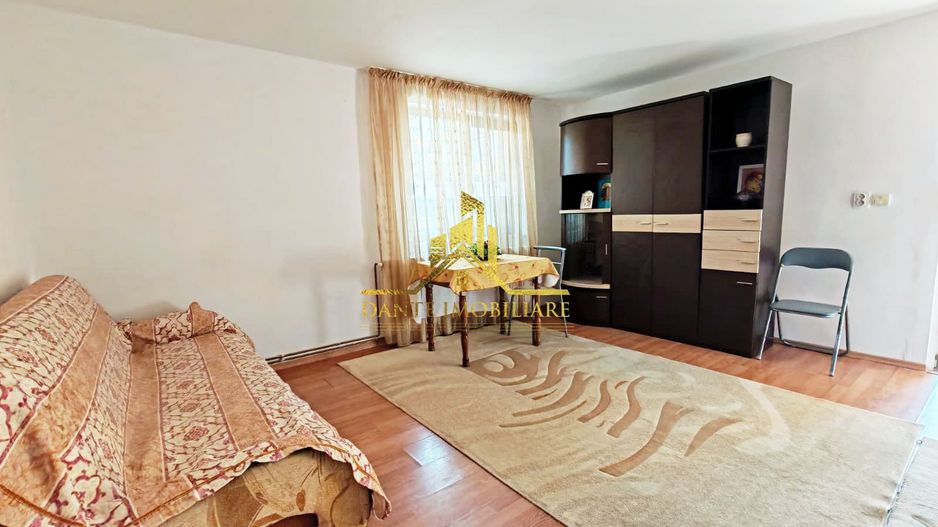 Garsoniera, decomandat, mobilat modern, spatios, Gruia, zona Garii - Poză 1