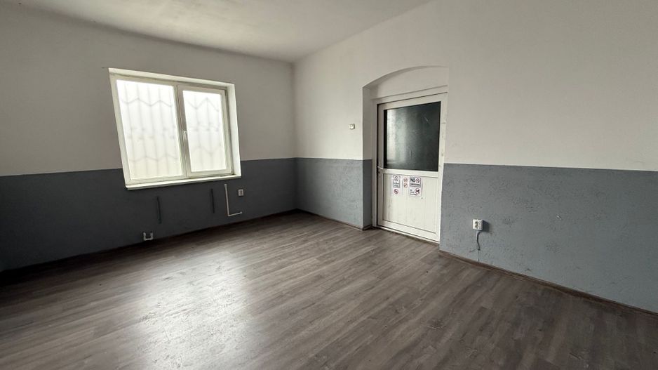 SPATIU  DEPOZITARE - Poză 2