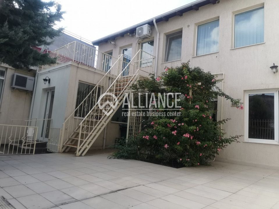 STADIONUL FARUL(COD03) - Vila cocheta si curte frumoasa ! - Poză 3